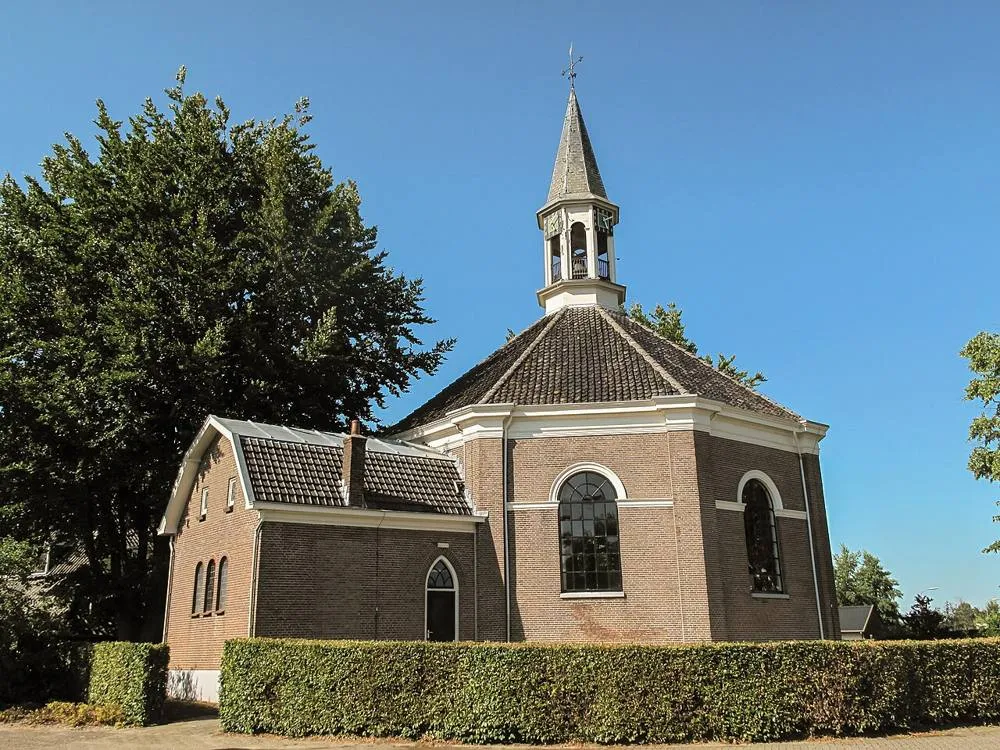Veessen: Veessen, de Nederlands Hervormde kerk RM21149 foto4 2013-08-01 17.09